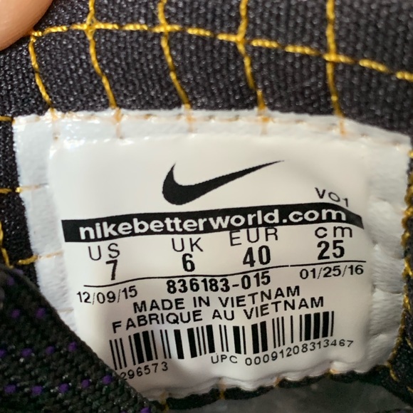 ✅SOLD Nike Kobe XI 11 Carpe Denim Shoes - Picture 7 of 8